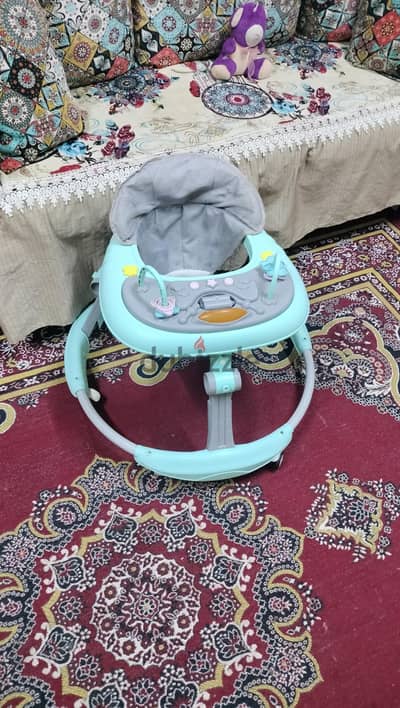 ماشيه للبيبي جميله