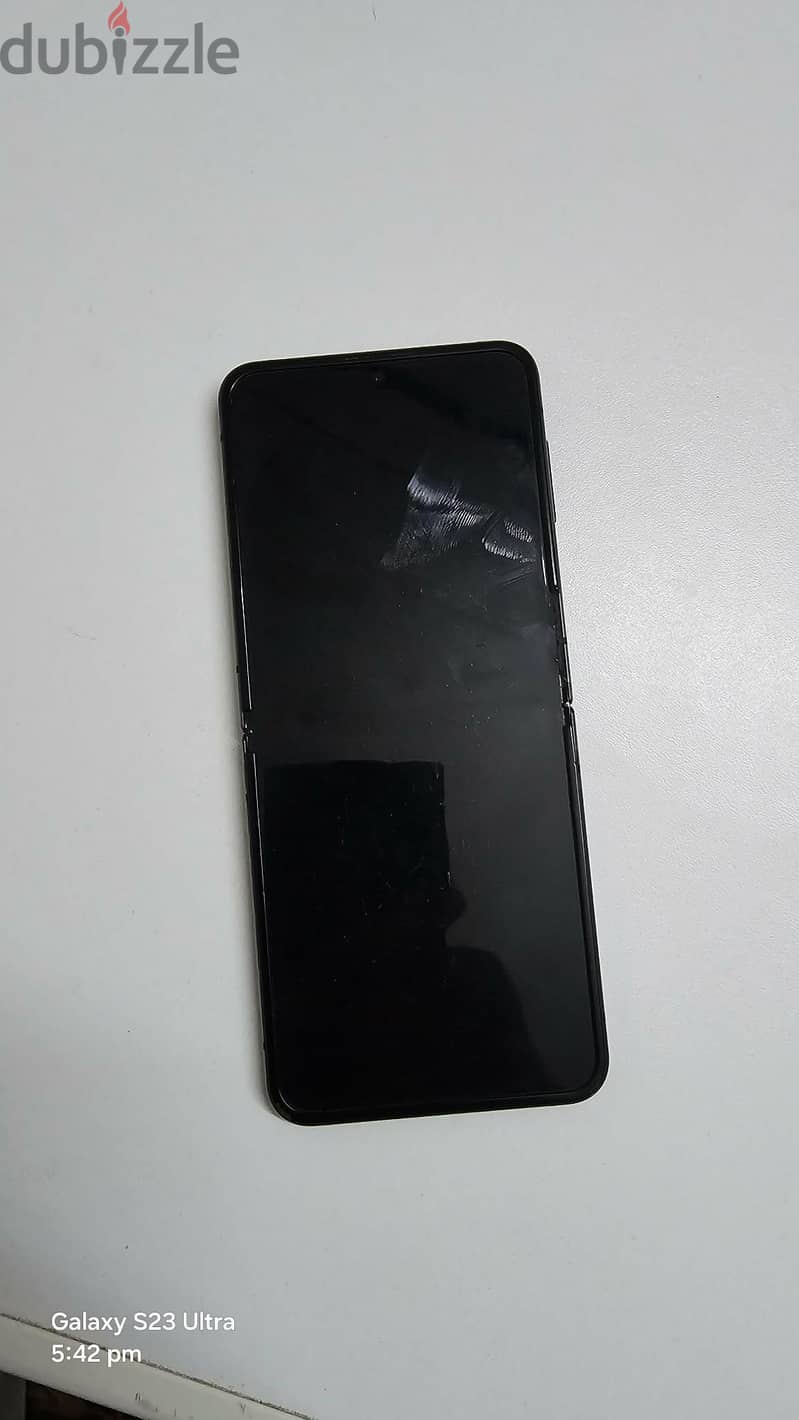 Samsung Z Flip 4 3