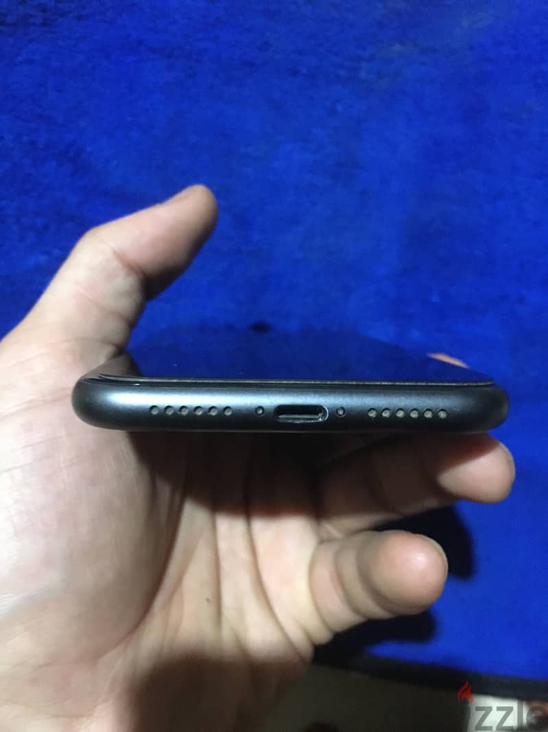 Apple - iPhone 11 3