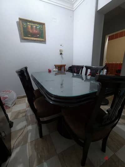سفرة وبوفيه حالة جيدة