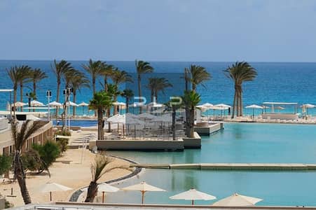 Chalet for sale at a bargain price, open view overlooking the lagoon, ultra-super-lux finishing in Hacienda Bay - North Coast