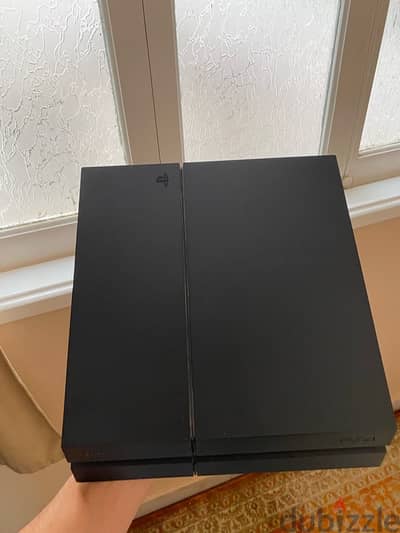 Playstation 4 1 TB - بلايستيشن ٤ ١ تيرا
