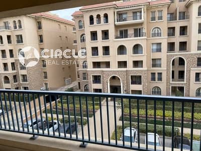 شقة للإيجار مفروشة بالكامل بالفرش والأجهزة في كمبوند 90 أفينيو 90 Avenue التجمع الخامس 2 غرف بالدور الثالث بمساحة 168 متر بجوار الجامعة الأمريكية (AUC