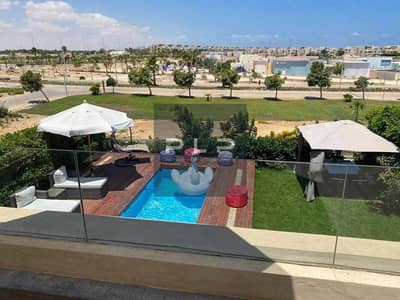 جاردن فيلا للبيع في هاسيندا باي سيدي عبدالرحمن الساحل الشمالي | متشطبة ومفروشة بالكامل | حمام سباحة خاص