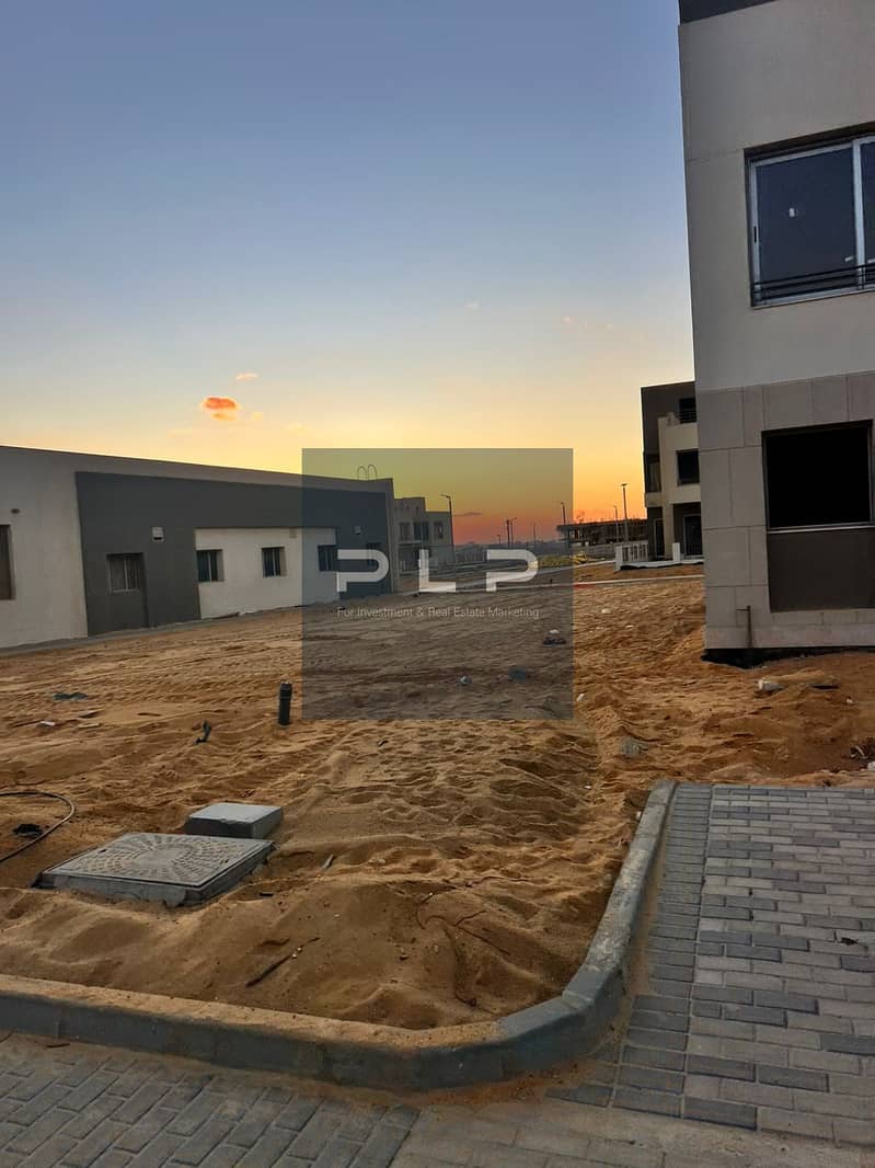 فيلا بـ٦ غرف نوم في كومباوند بالم هيلز القاهرة الجديدة، صورة ٧ من ١١