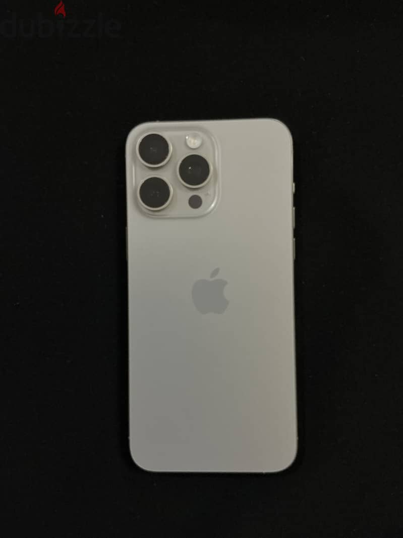 Apple - iPhone 15 Pro Max 3