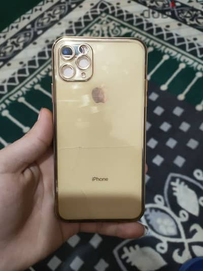 ايفون 8 بلس مساحه 64 بطاريه 80