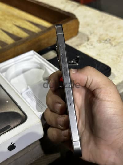 آبل - آيفون 15 برو