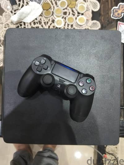 ps4 slim 500GB بلايستيشن زي الجديد