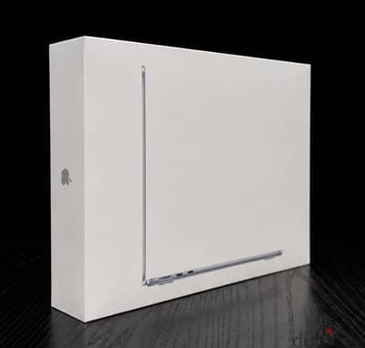 Macbook air m4 sky blue (sealed)  ماكبوك مقفول متفتحش