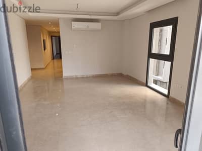 Apartment at Zed west