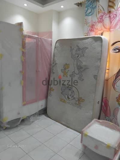 مرتبه KOKO & S سوست متصله مقاس ١٢٠ × ١٨٠ حاله جيده