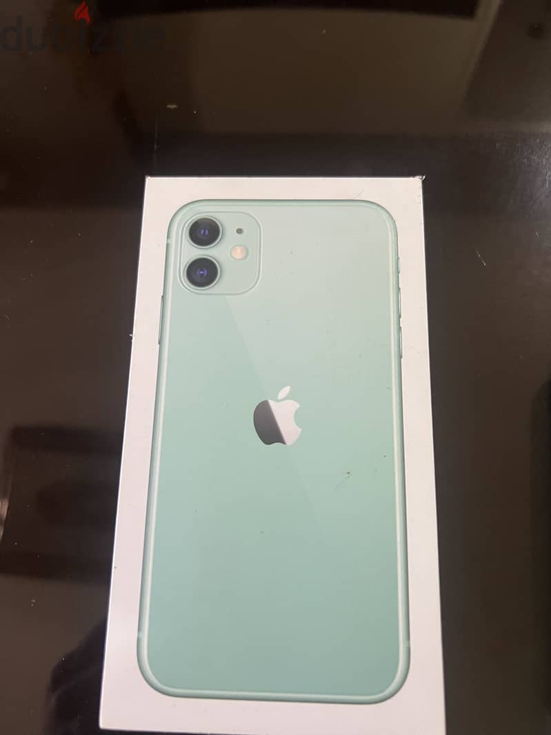 Apple - iPhone 11 4
