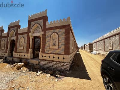 مدفن في طريق العين السخنه للبيع