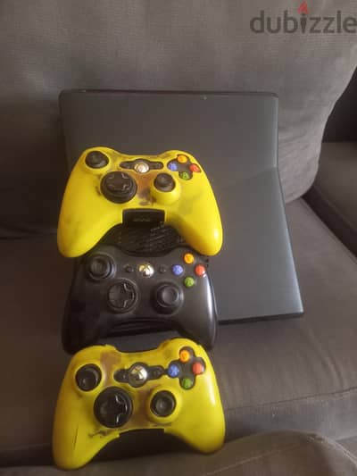 اكس بوكس ٣٦٠ حاله جيده جدا