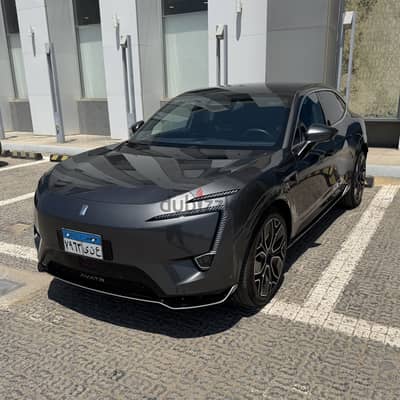 Avatr 11 Ultra AWD 2024