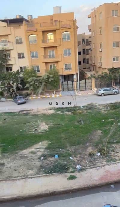 شقة للبيع في زيزينيا عائلي في المستثمرين الجنوبية 220م - القاهرة الجديدة