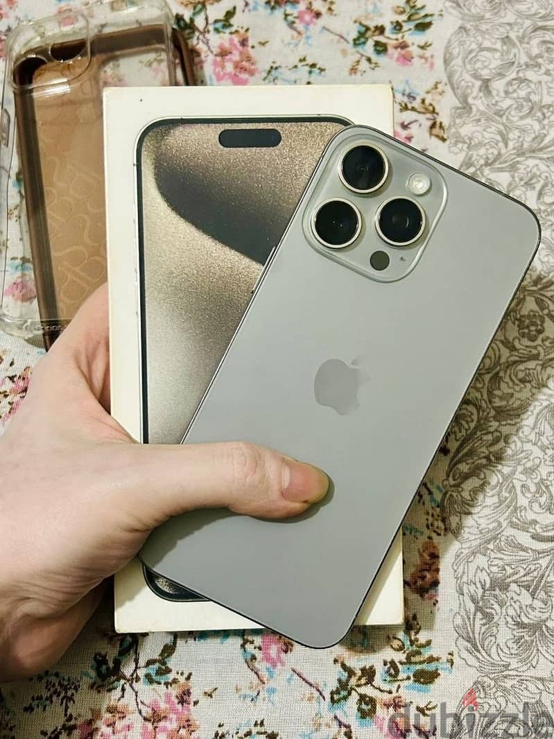Apple - iPhone 15 Pro Max 1
