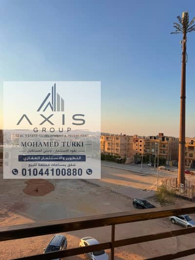 160m. In Sheikh Zayed… location and size make a difference, and this apartment combine.