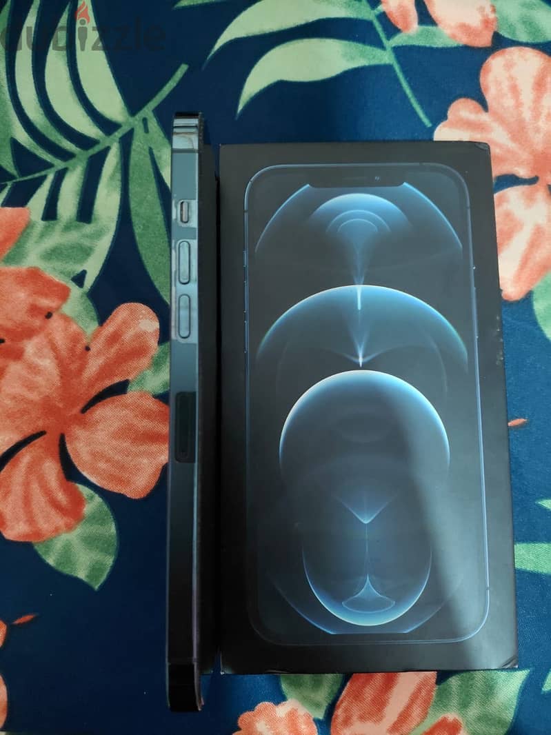 Iphone 12pro max 3