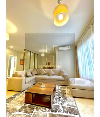 شقة بحديقه 2نوم للبيع في فيلدج جيت بالم هيلز التجمع القاهرة الجديدة Apartment sale Village Gate Palm Hills