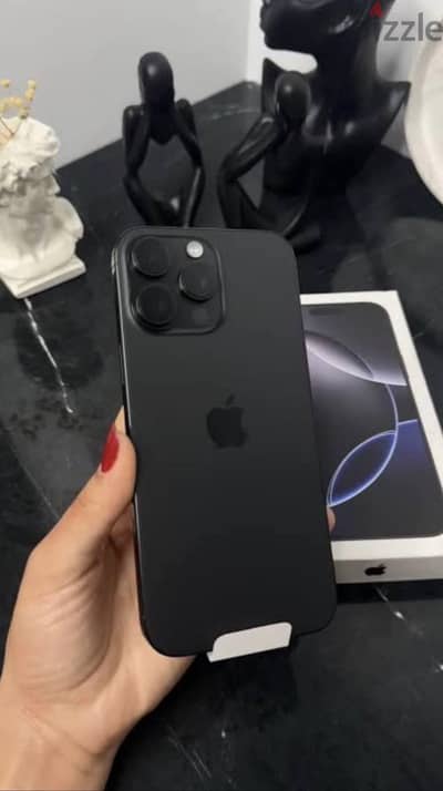Apple - iPhone 16 Pro Max