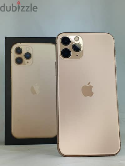 iPhone 11 pro بالكرتونه بحاله ممتازه