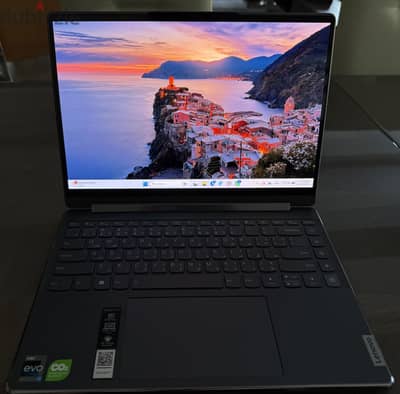 Lenovo Yoga 9i 14” OLED 2-in-1 – Almost Brand New Condition