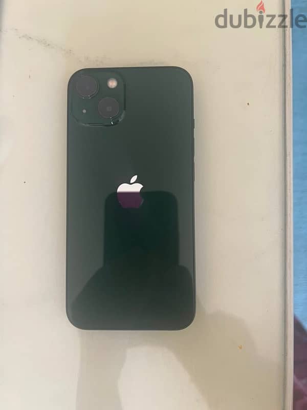 iPhone 13 4