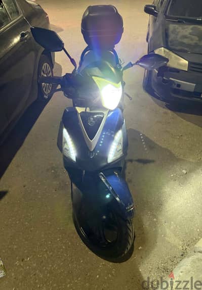 اسكوتر فيجوري st plus 200cc