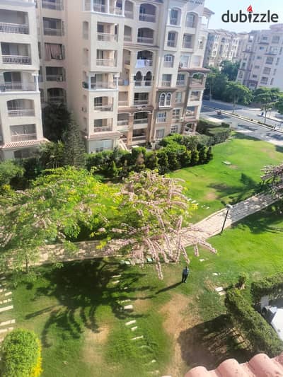 مدينتى شقه للبيع 140 متر فى الb1