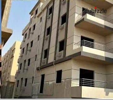 شقة بافضل سعر للبيع في بيت الوطن التجمع الخامس ٣ غرف بالقسط