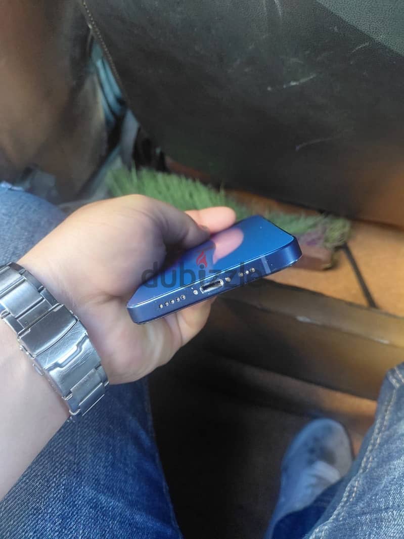 Apple - iPhone 12 3