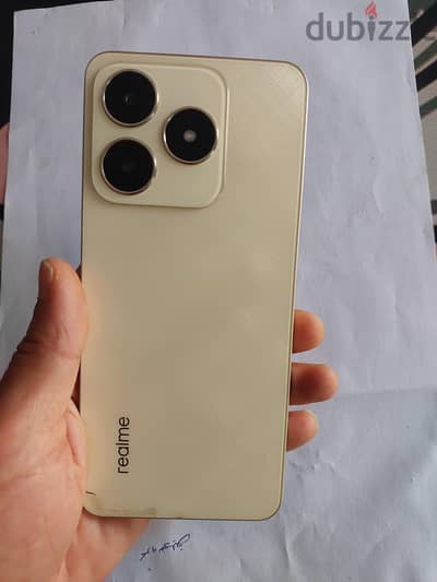 ريلمى سى 61