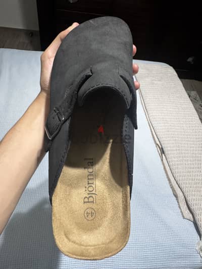 Men clogs bjorndal bought from Germany size 44مستورد