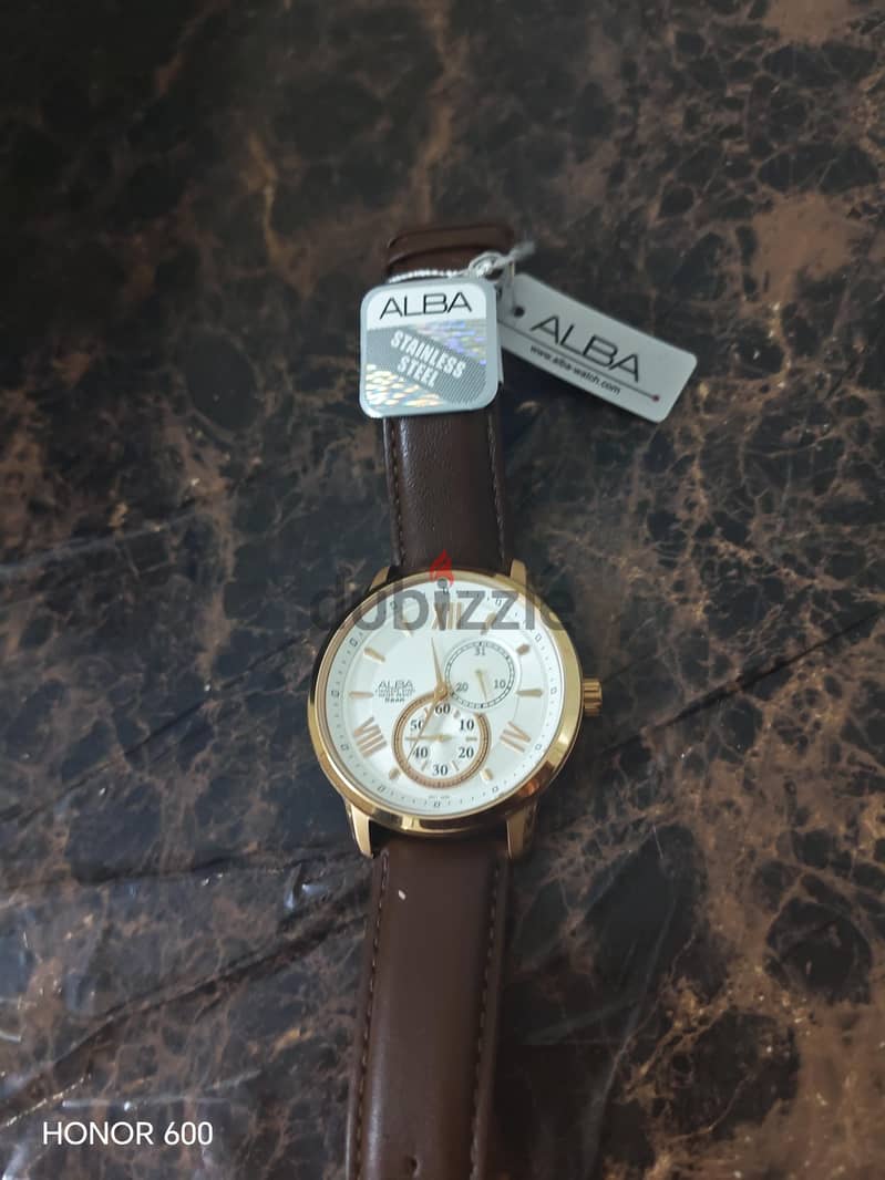 Alba Watch 2