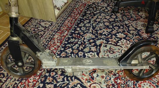 سكوتر معدنى فاخر