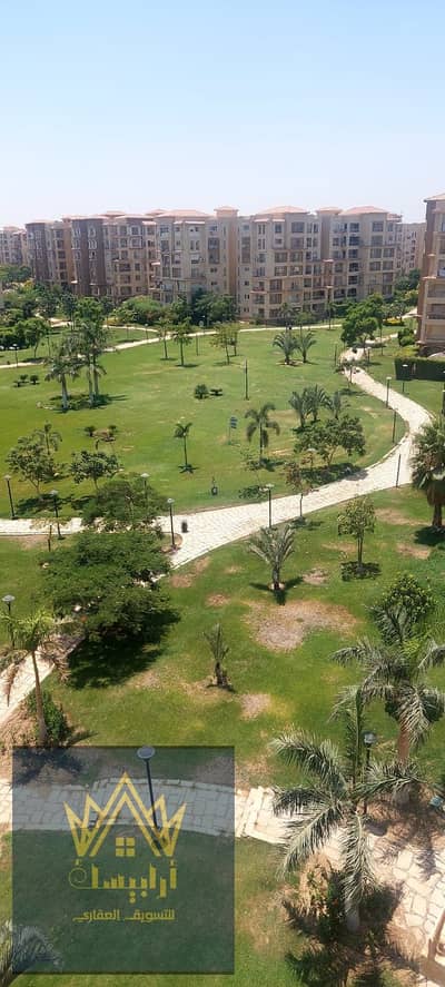 261 m apartment for sale in Madinaty with special finishes on a wide garden in B3