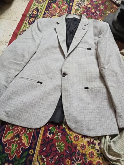 جاكيت مقاس 44 حلو لي المنسبات