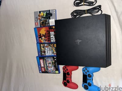بلاي ستيش ٤ برو استعمال خفيف بحاله جيدا