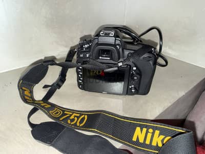 Nikon D750