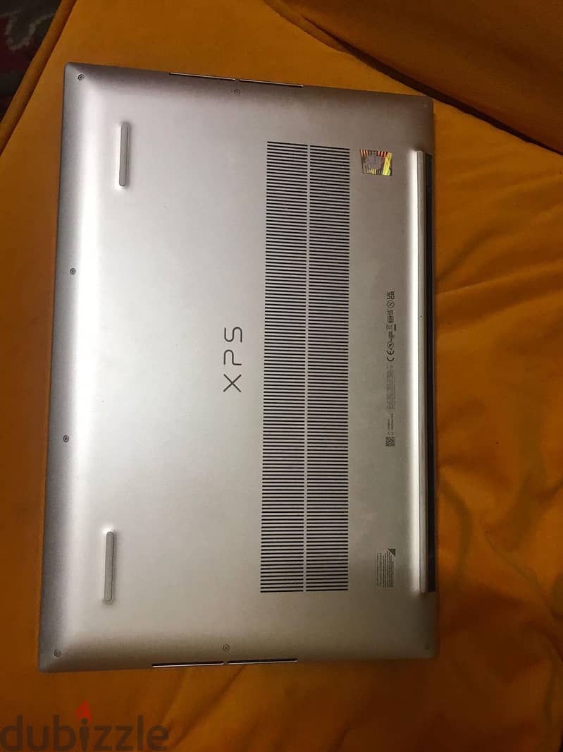 DELL XPS ( i9 +RTX ) 4