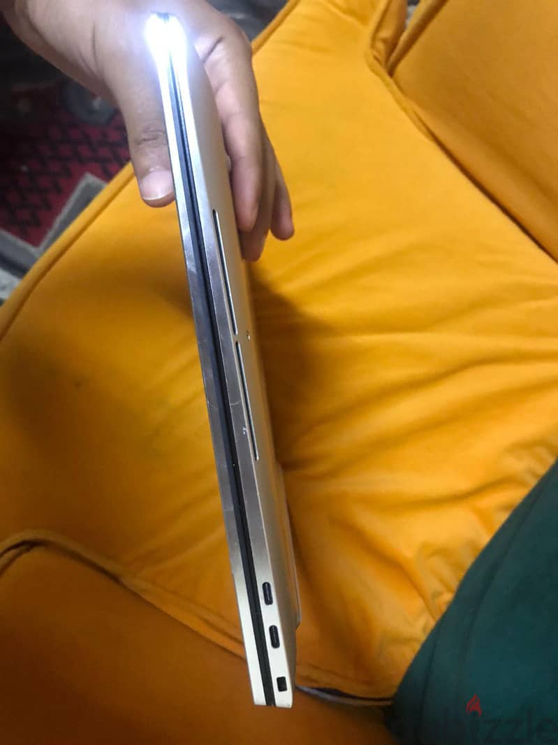 DELL XPS ( i9 +RTX ) 7