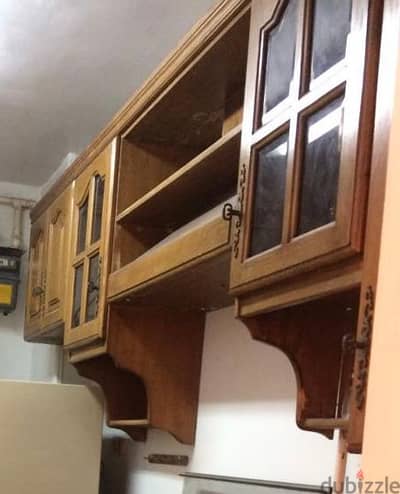 مطبخ أرو ماسيف فاخر ( مش قشرة أرو )  لون بني روستيك شيك بحاله ممتازه