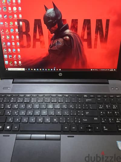 laptop hp لقطة حالة ممتازة