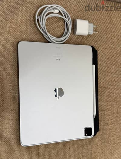 iPad Pro, Apple Pencil and Magic Keyboard