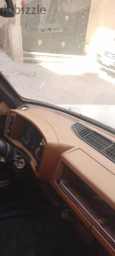 فيات 128 1989