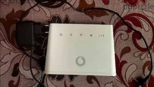 راوتر هواوي منزلي Huawei B311s-2204G (تقدر تفتحه الشبكات براحتك
