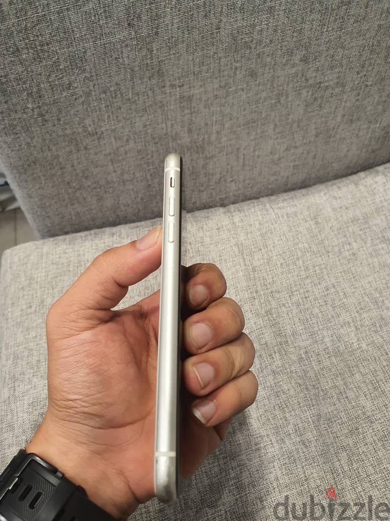 Apple - iPhone 11 2