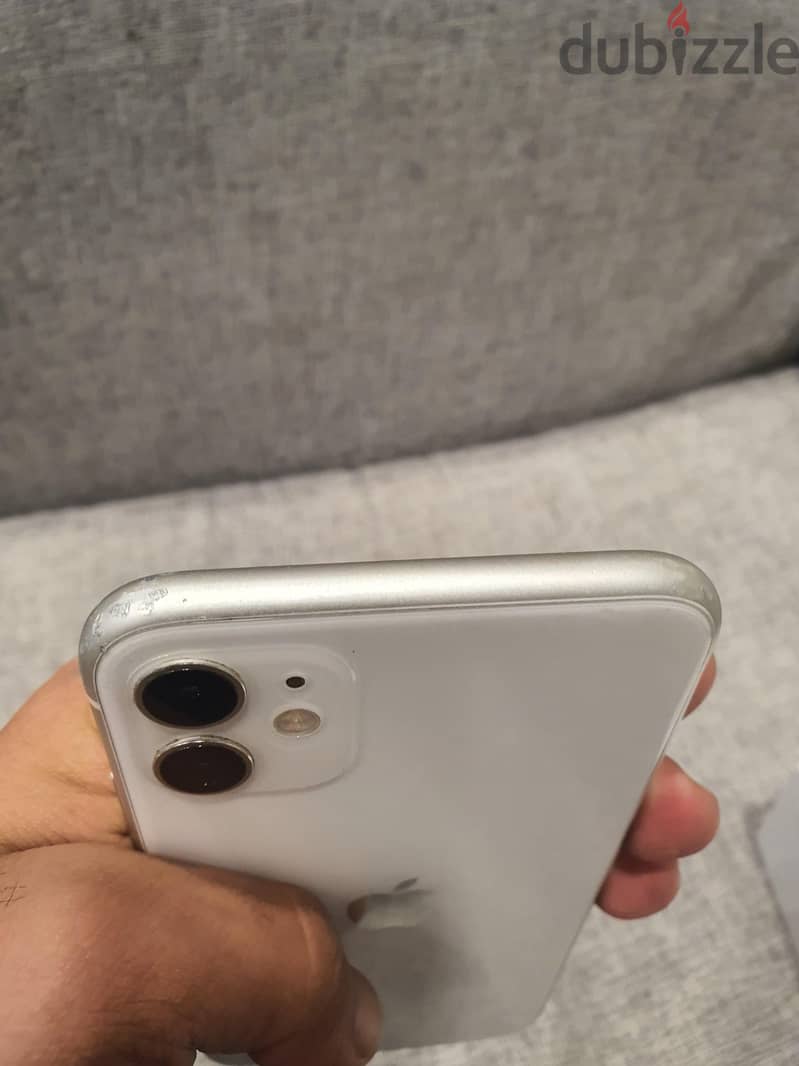 Apple - iPhone 11 7